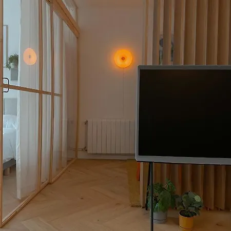 Noda With Terrace And Private Parking Apartmán