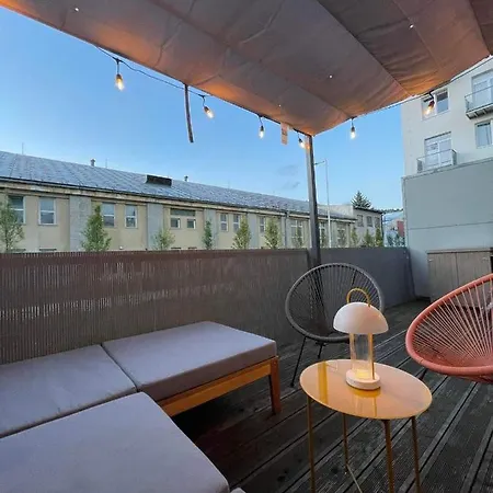 Apartmán Noda With Terrace And Private Parking Liptovský Mikuláš